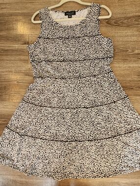 Perceptions Black & White Sleeveless Tiered Mini Dress